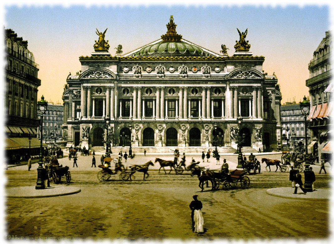 Paris Palais Garnier ca 1890-1900.jpg