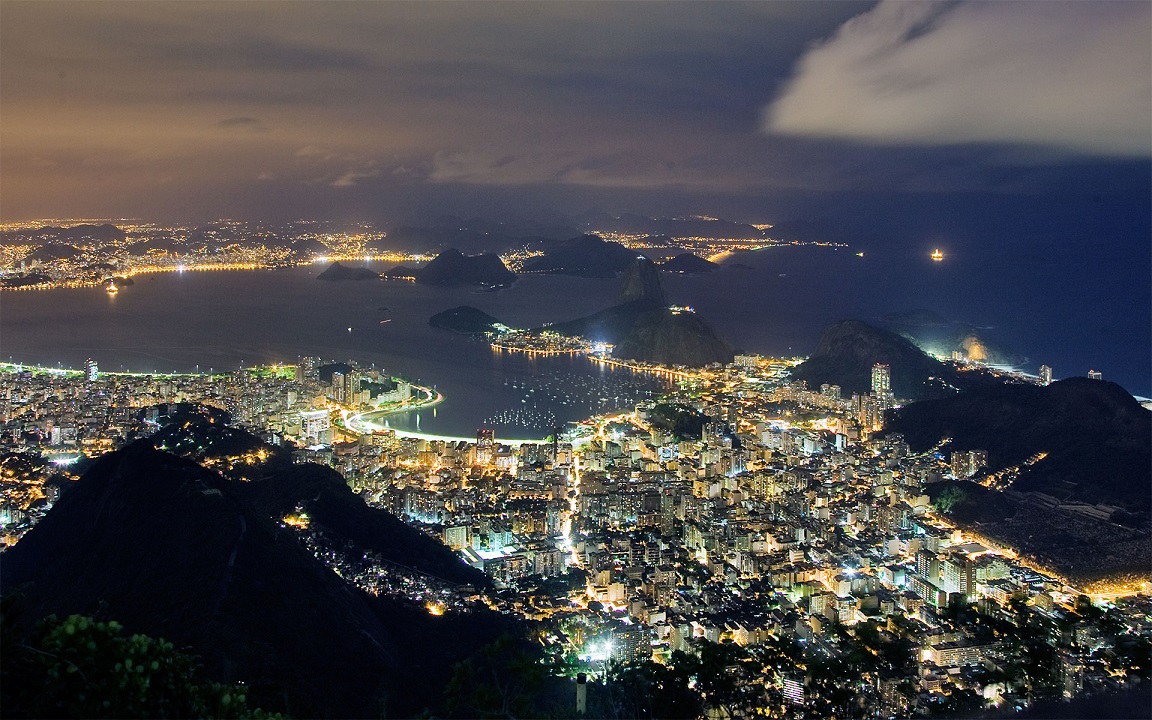 Rio-De-Janeiro-at-Night-Brazil.jpg