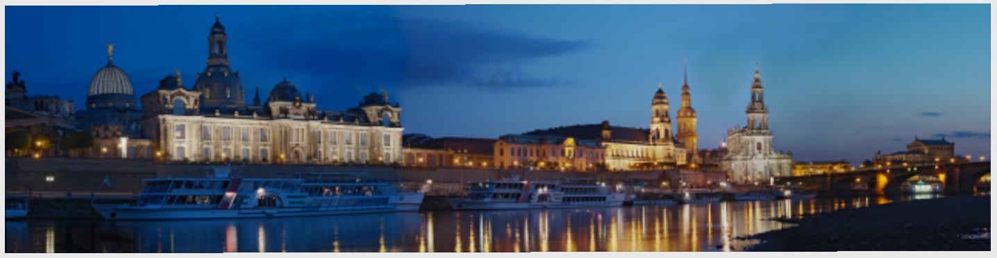 Dresden night panorama.jpg