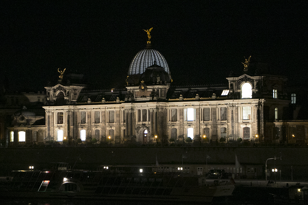 Dresden Academy of Fine Arts Night.jpg