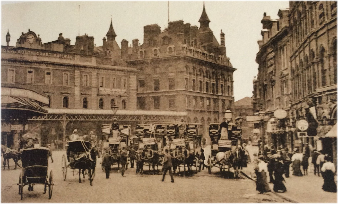 London Bridge Station 1900.jpg