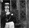 Arthur-Conan-Doyle-1900.jpg
