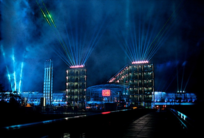 File:Berlin Hauptbahnhof night.jpg