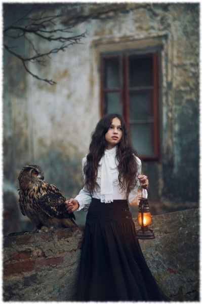 File:Mage OOH Winnona Rites.jpg