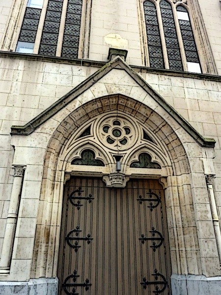 File:Detroit club ishtar2 entrance.jpg