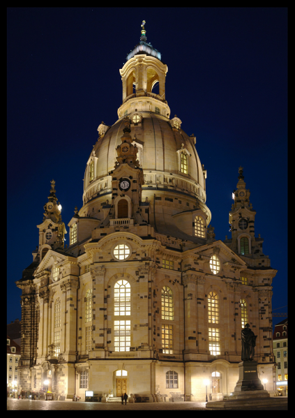 File:Dresden-Frauenkirche-night.png