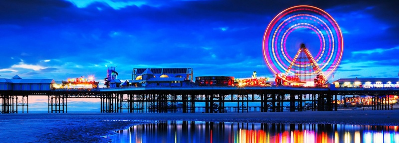 File:Blackpool central pier.jpg