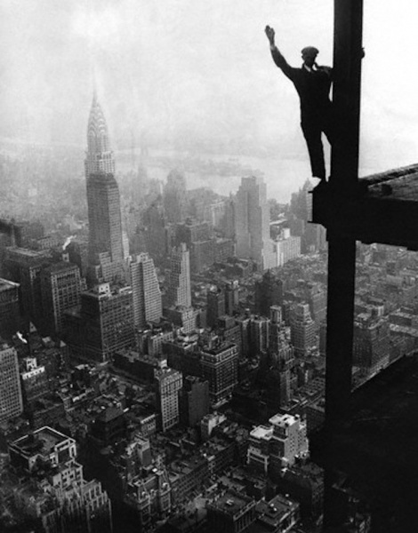 File:New-york-1920s-empire-state-building-construction.jpg